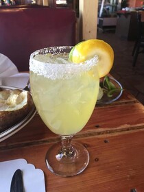 Howard Johnson by Wyndham Raton