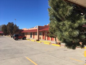 Howard Johnson by Wyndham Raton