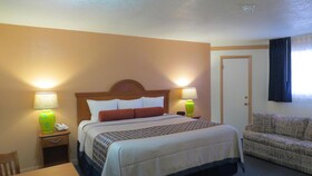 Howard Johnson by Wyndham Raton