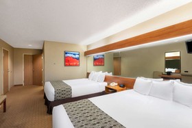 Microtel Inn & Suites by Wyndham Raton