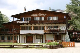 Alpine Lodge