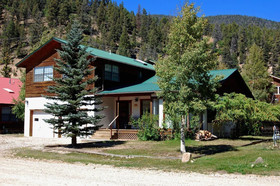 Arnolds River Retreat