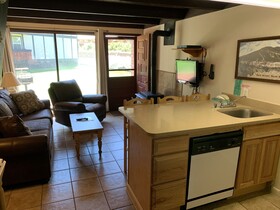 Auslander Condominiums
