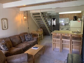 Auslander Condominiums