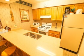 Auslander Condominiums