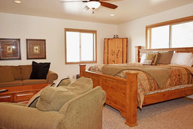 Deer Mountain Lodge
