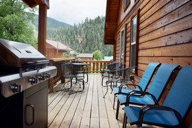Deer Mountain Lodge