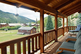 Deer Mountain Lodge