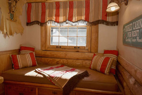 Dwyer`s Den