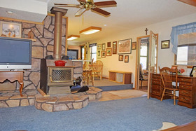 Roberts Trappers Lodge