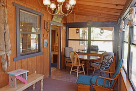 Roberts Trappers Lodge