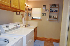 Roberts Trappers Lodge