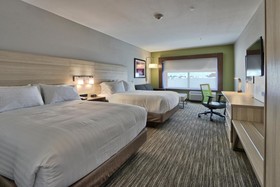 Holiday Inn Express & Suites Roswell