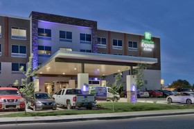 Holiday Inn Express & Suites Roswell