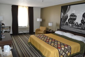 Super 8 by Wyndham Roswell
