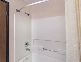 Super 8 by Wyndham Roswell