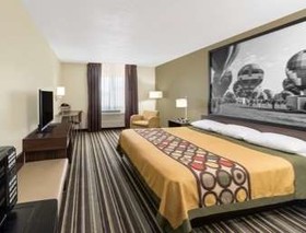 Super 8 by Wyndham Roswell