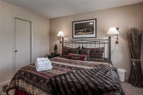 Aspen Run Condominiums