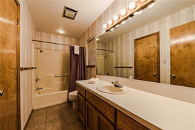 Christi and Don's Nuthouse