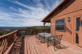 Lindley's Valley View