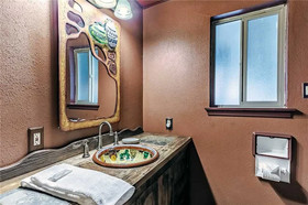 Mustang Hideaway Cabin