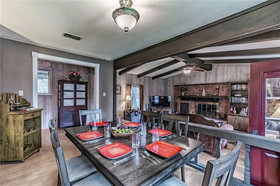 Mustang Hideaway Cabin