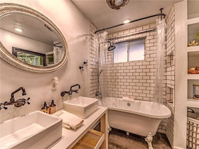 Turtle Mountain Cabin