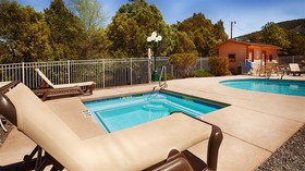 Best Western Pine Springs Inn
