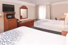 La Quinta Inn & Suites by Wyndham Ruidoso Downs