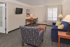 La Quinta Inn & Suites by Wyndham Ruidoso Downs
