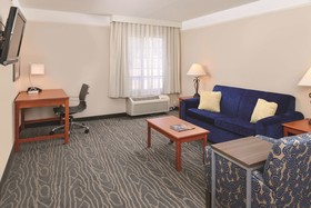 La Quinta Inn & Suites by Wyndham Ruidoso Downs