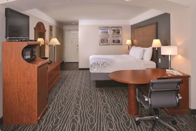 La Quinta Inn & Suites by Wyndham Ruidoso Downs
