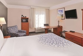 La Quinta Inn & Suites by Wyndham Ruidoso Downs