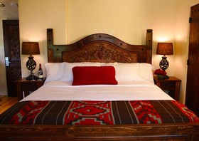 Antigua Inn