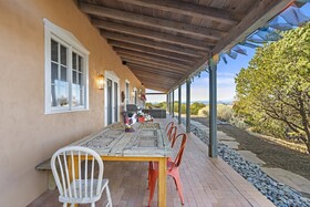 Arroyo Vista - Secluded Southwestern Luxury