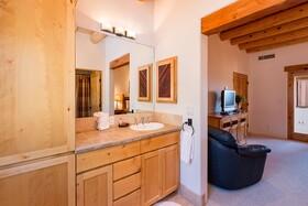 Bishop's Lodge - Villas