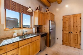 Bishop's Lodge - Villas