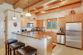 Bishop's Lodge - Villas