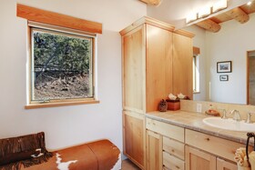 Bishop's Lodge - Villas