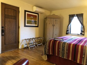Casa Cuma Bed & Breakfast