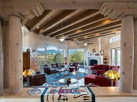 Dorthia Garden Retreat and Views