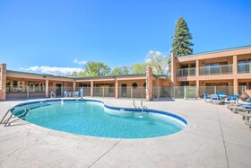 Garretts Desert Inn
