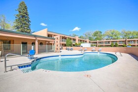 Garretts Desert Inn