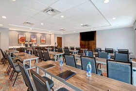 Hampton Inn Santa Fe South