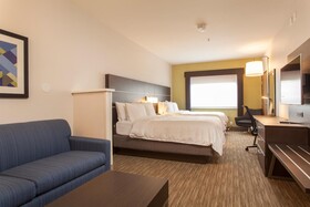 Holiday Inn Express & Suites Santa Fe