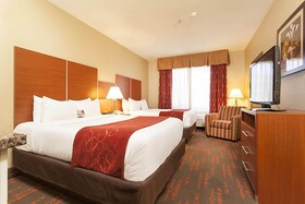 Holiday Inn Express & Suites Santa Fe