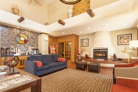 Holiday Inn Express & Suites Santa Fe