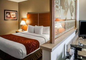 Holiday Inn Express & Suites Santa Fe