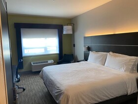 Holiday Inn Express & Suites Santa Fe