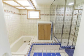 Mitchell's East Side